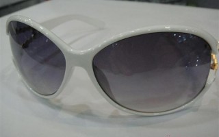 万新眼镜片质量怎么样，万新眼镜怎么样