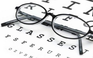 视力4.2是多少度近视，视力42是多少度近视