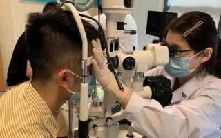 中国带眼镜的人有多少，中国带眼镜的人有多少人