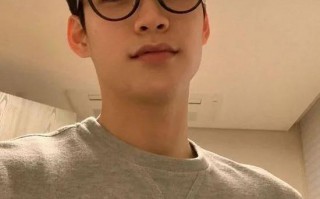 国字脸男配什么眼镜，国字脸男适合什么眼镜框